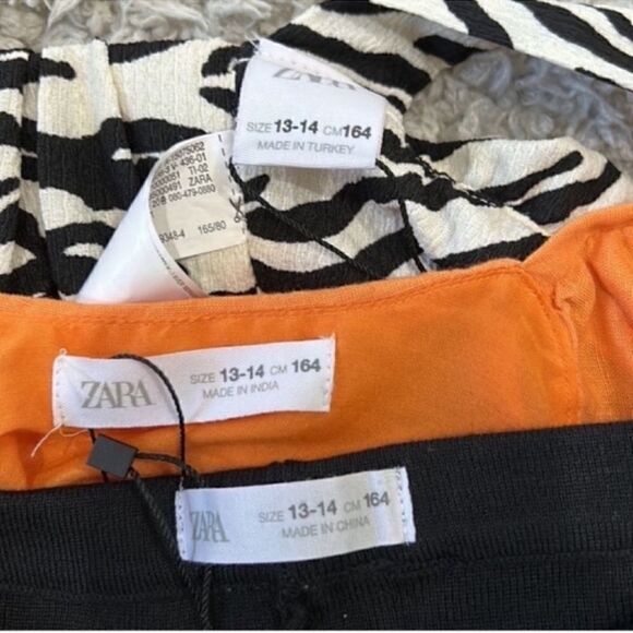 Zara Big Girls Black ,White, Orange Bundle
Set(Size 13-14) - Picture 8 of 8